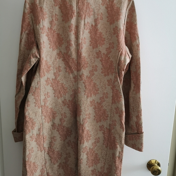 Coat - Picture 2 of 3